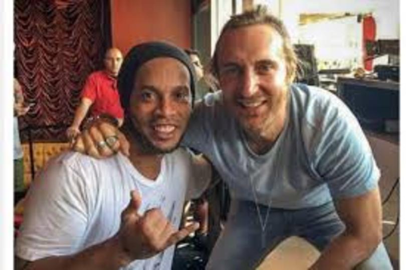 Ronaldinho et David guetta projettent une collarboration musicale