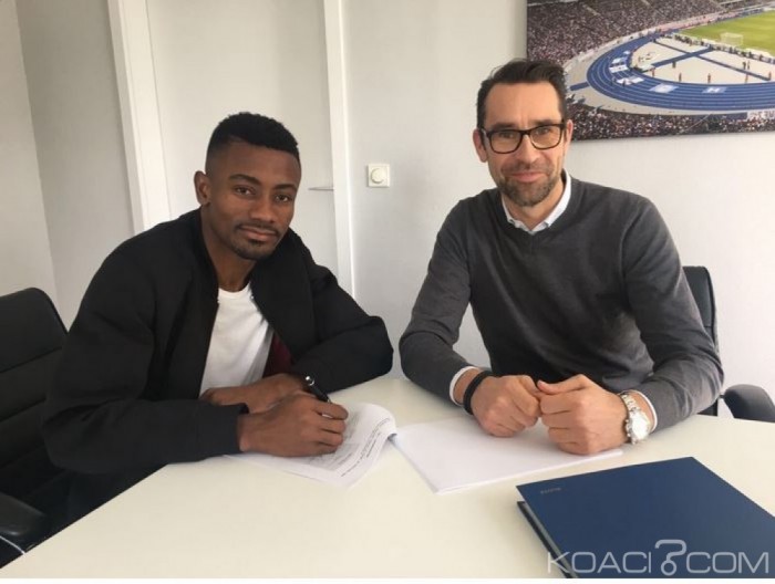 Salomon Kalou a décidé de signer un nouveau bail avec le club Allemand