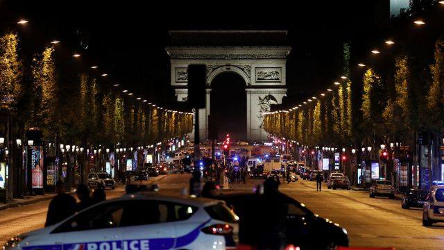 Attentat sur les Champs-Elysées : ce que l’on sait de l’attaque à Paris