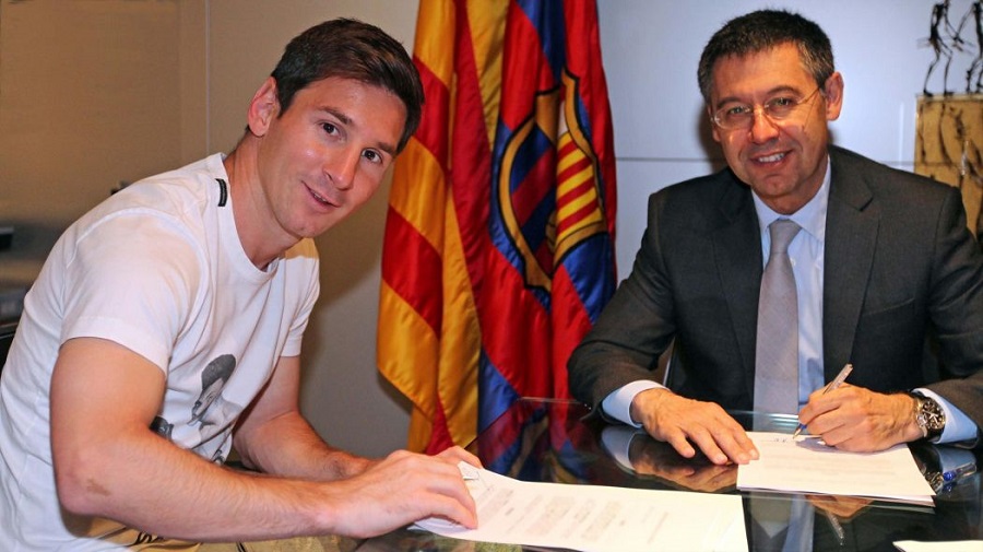 Messi a signé un contrat à vie avec le FC Barcelone
